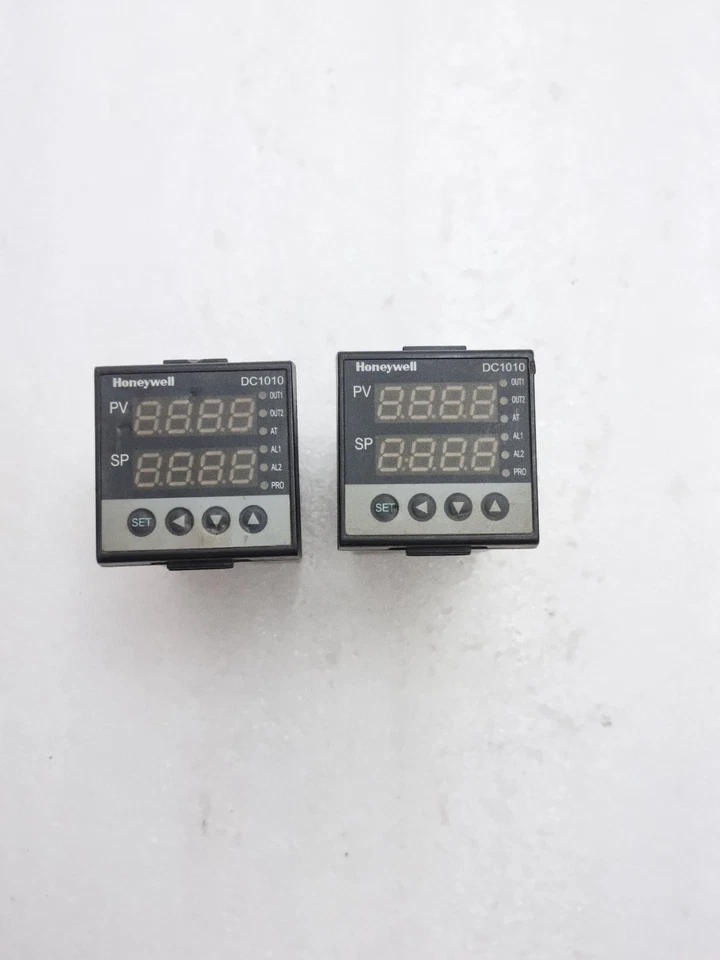 Honeywell DC1010CL-000000-E Digital Temperature Controller PID Ac 85-265V